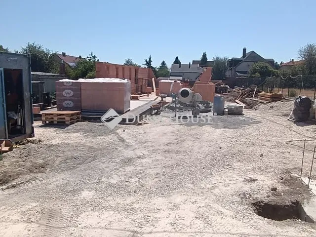 Eladó ház Érd 141 nm
