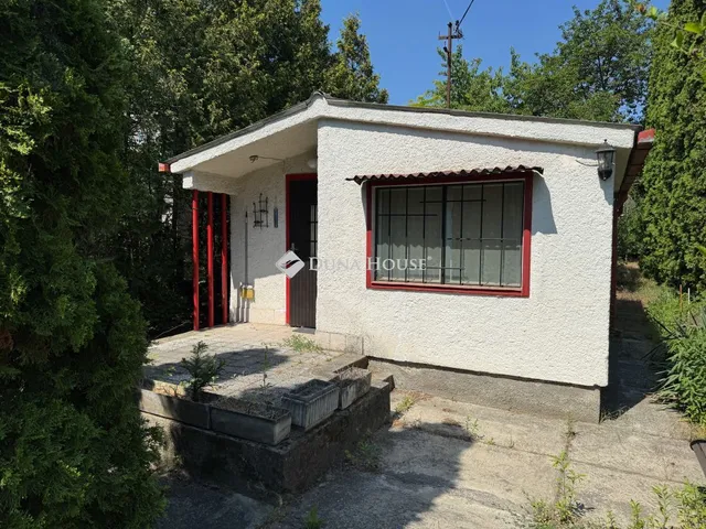 Eladó telek Budapest III. kerület 565 nm