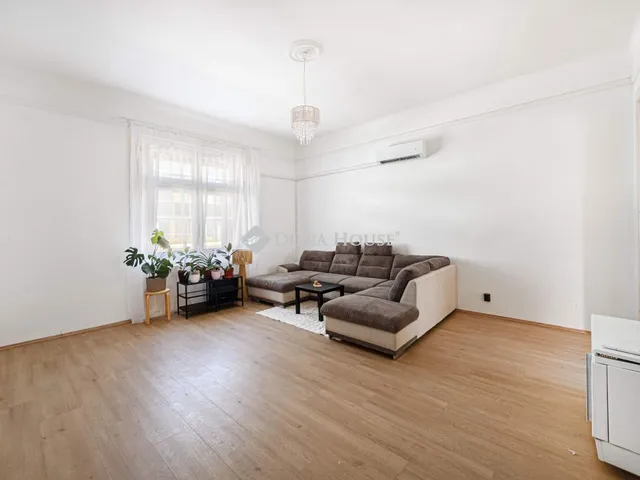 Eladó lakás Budapest VIII. kerület 72 nm