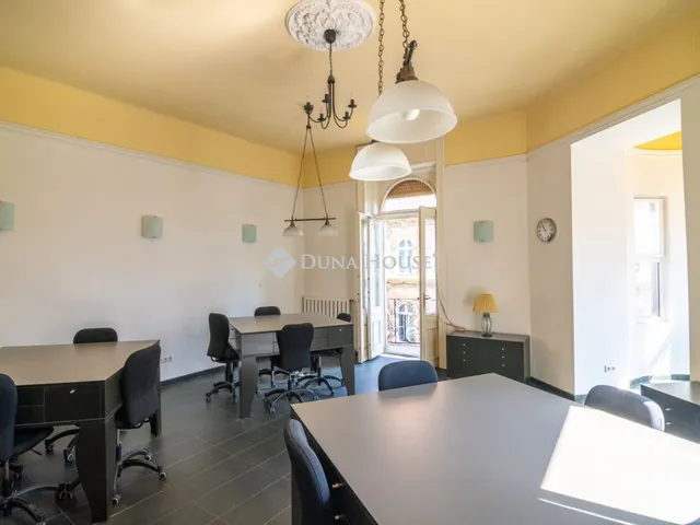 Kiadó lakás Budapest VI. kerület, Teréz körút 115 nm