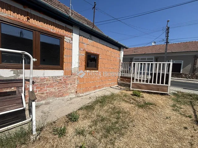Eladó ház Dunabogdány 76 nm