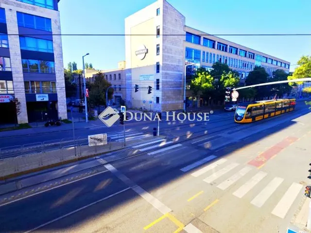 Eladó lakás Budapest XI. kerület, Fehérvári út 61 nm