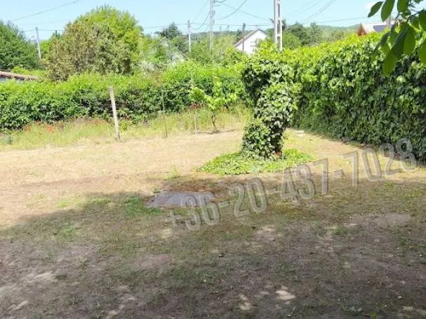Eladó telek Csörög, Jávorfa utca 872 nm
