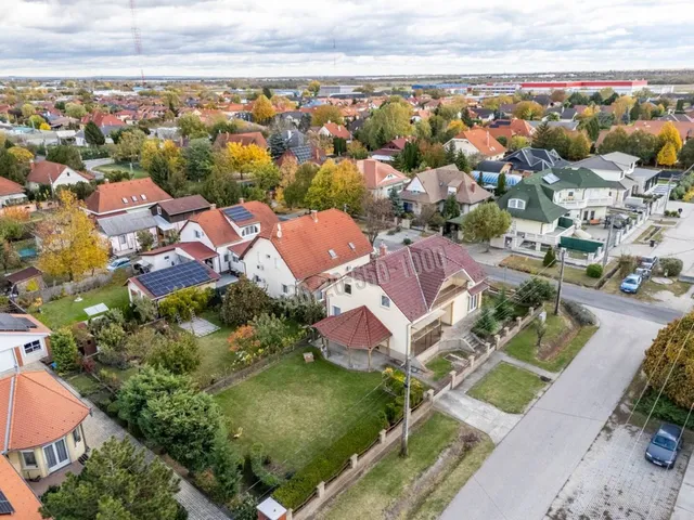 Eladó ház Halásztelek 180 nm