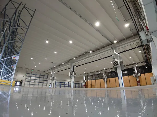 Kiadó kereskedelmi és ipari ingatlan Győr 1911 nm