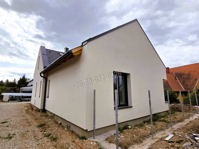 Eladó ház Vonyarcvashegy 122 nm