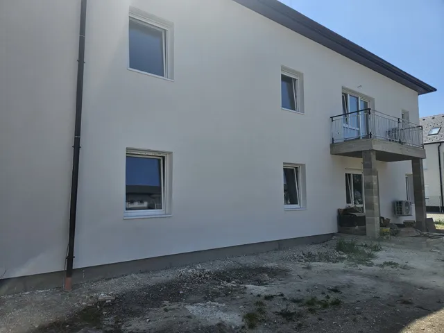 Eladó lakás Pápa 78 nm