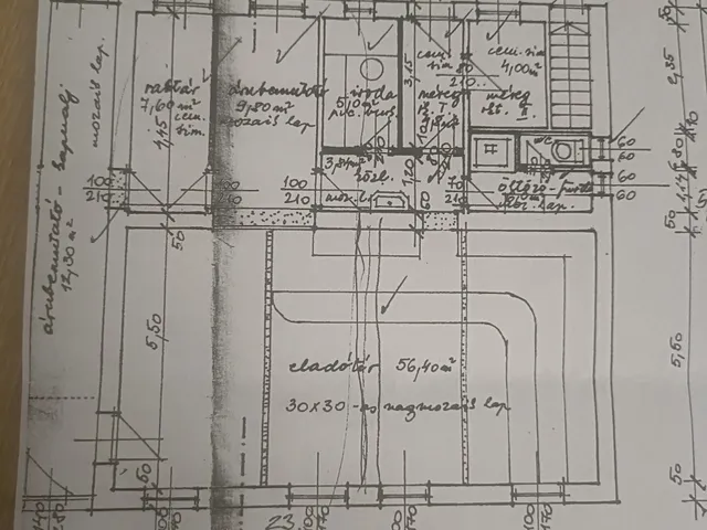 Kiadó kereskedelmi és ipari ingatlan Pápa 85 nm