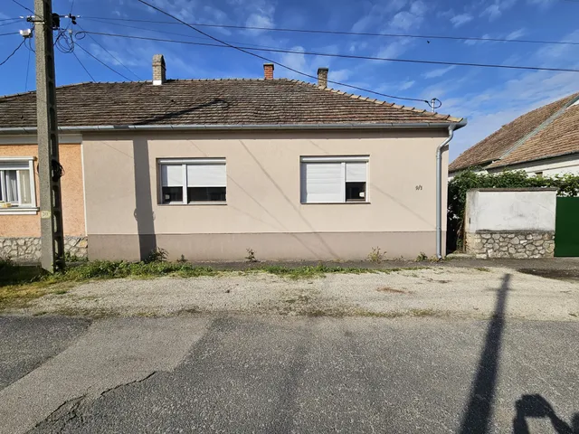 Eladó ház Pápa 80 nm