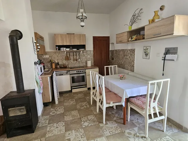 Eladó ház Mezőlak 90 nm
