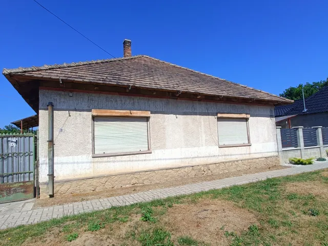 Eladó ház Bakonyszentiván 120 nm