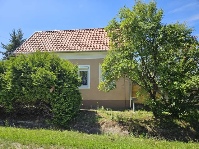 Eladó ház Dabrony 110 nm