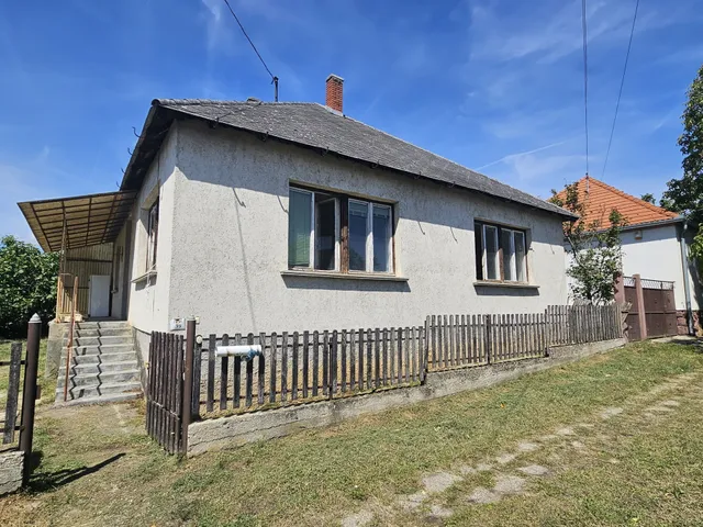 Eladó ház Gyarmat 95 nm