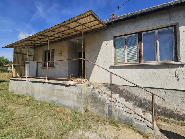 Eladó ház Gyarmat 95 nm
