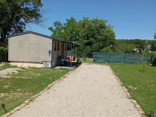 Eladó telek Nagytevel 2600 nm