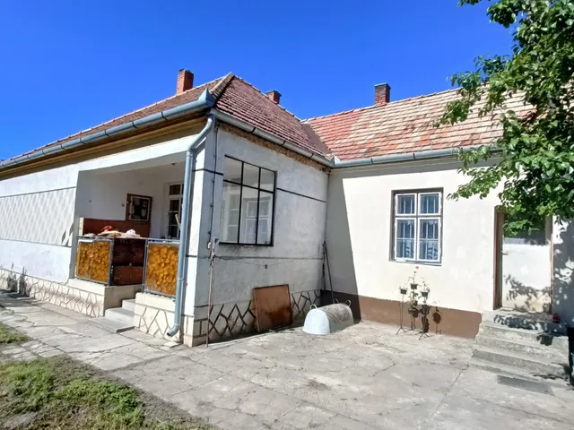 Eladó ház Nagyacsád 92 nm