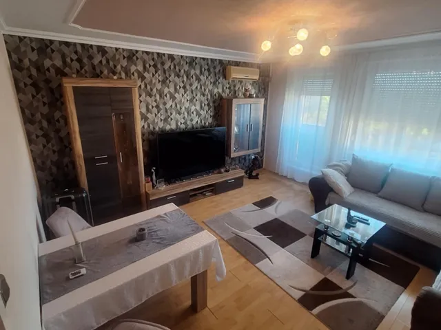 Eladó lakás Pápa 69 nm