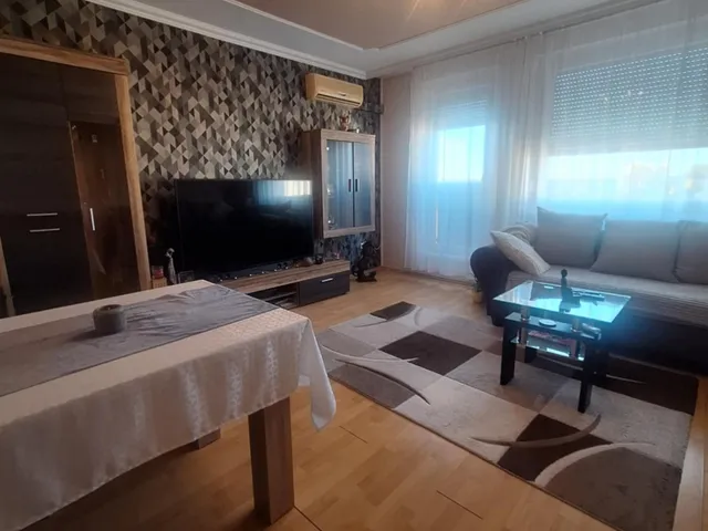 Eladó lakás Pápa 69 nm