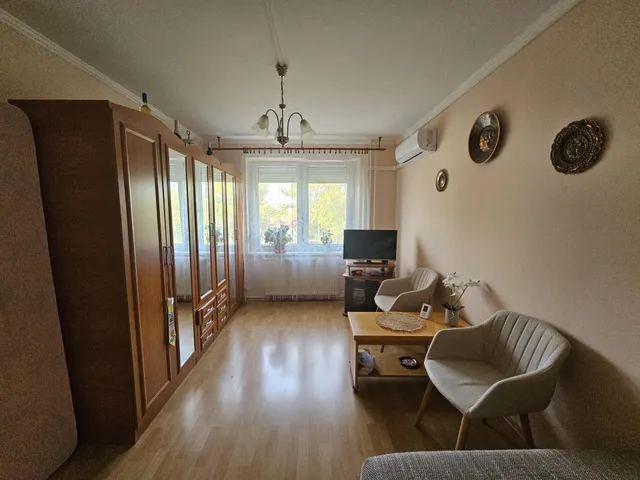 Eladó lakás Pápa 31 nm