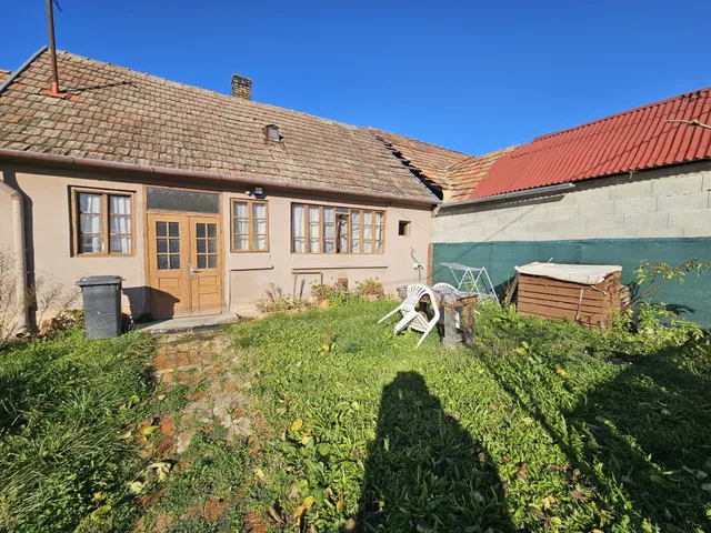 Eladó lakás Nagyalásony 42 nm