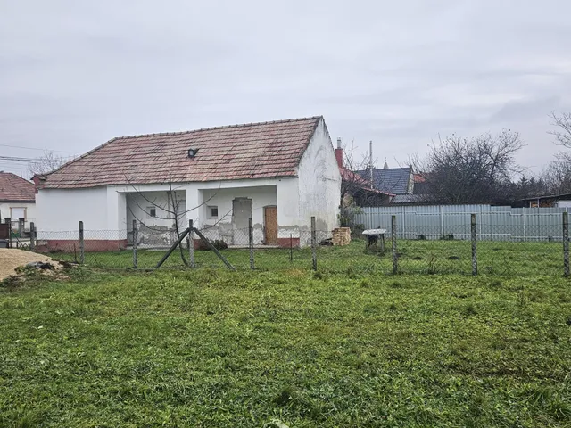 Eladó ház Pápadereske 48 nm