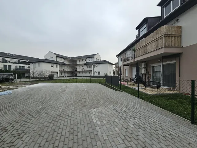 Eladó lakás Pápa 64 nm