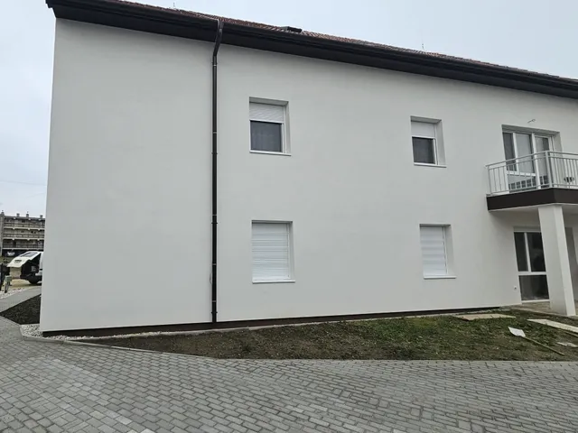 Eladó lakás Pápa 78 nm