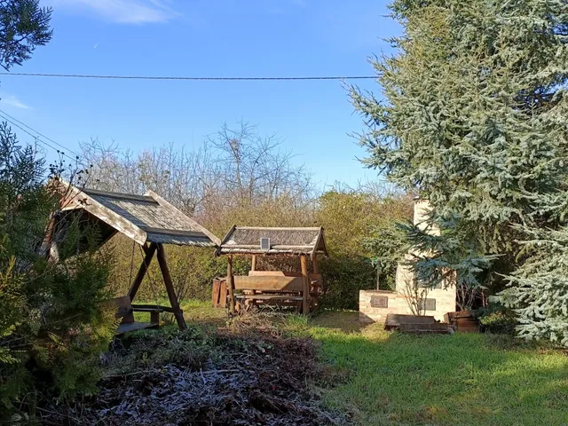 Eladó telek Pápa 1076 nm