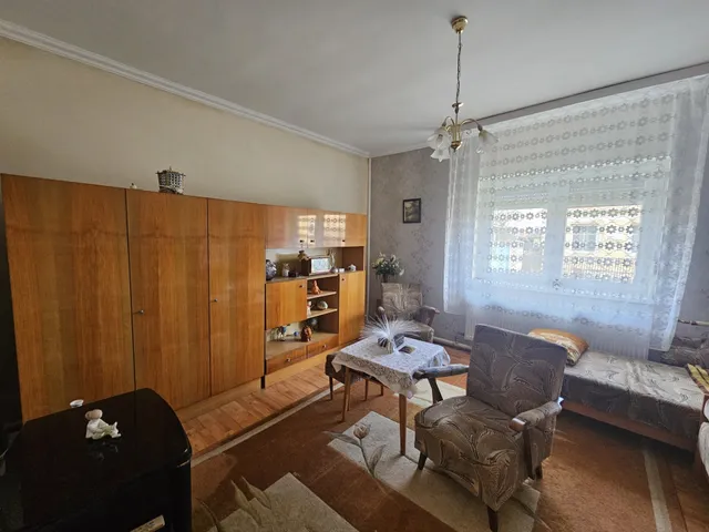 Eladó ház Nyárád 80 nm