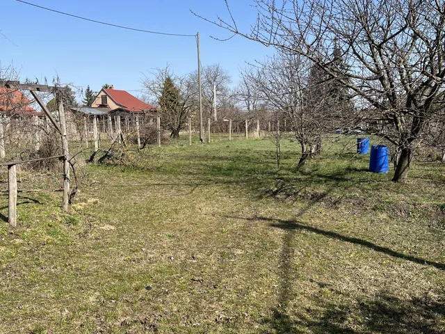 Eladó telek Pápa 996 nm