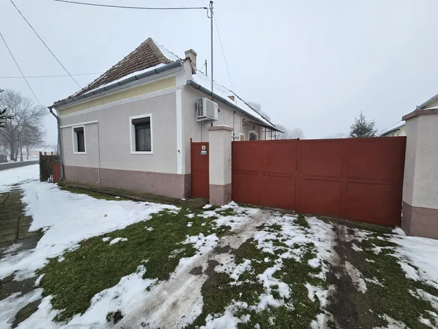 Eladó ház Pápasalamon 80 nm