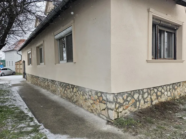 Eladó ház Pápa 287 nm