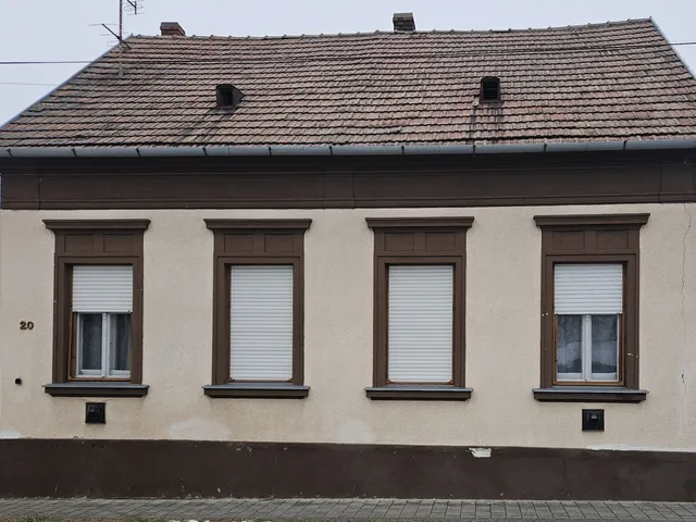 Eladó ház Pápa 98 nm