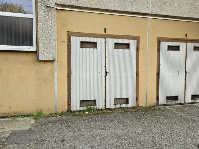 Eladó garázs Pápa 14 nm