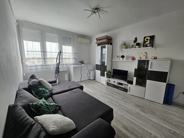 Eladó lakás Pápa 55 nm