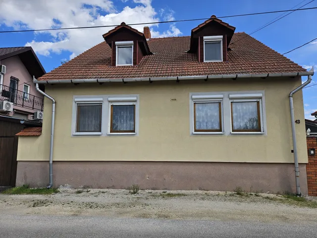 Eladó ház Pápa 160 nm