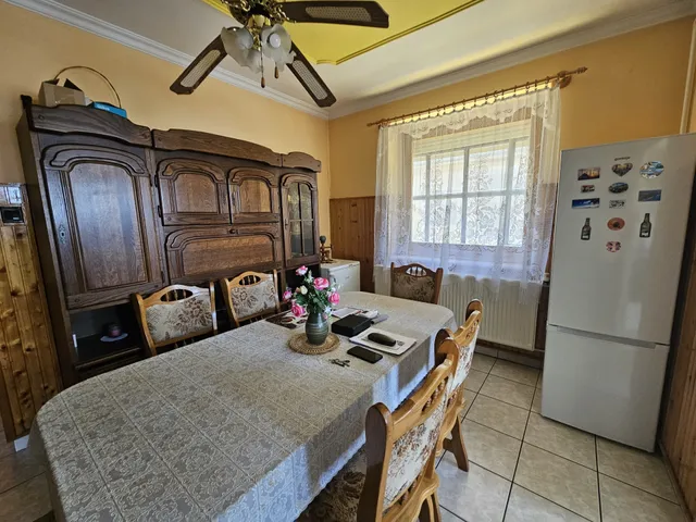 Eladó ház Pápa 160 nm