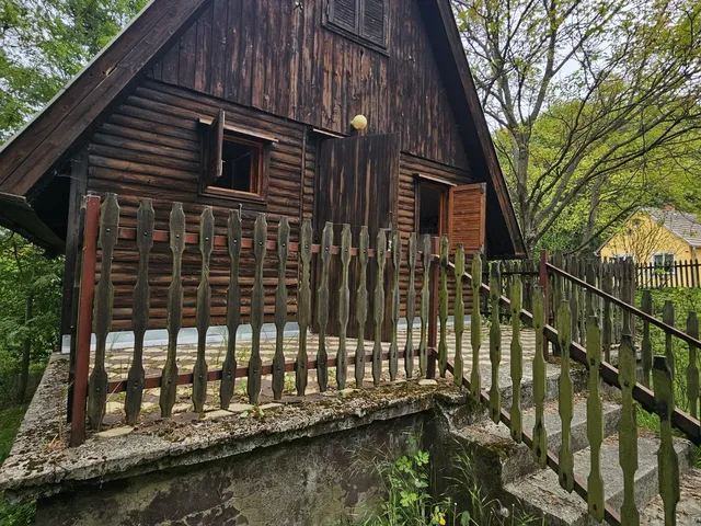 Eladó nyaraló Farkasgyepű 57 nm