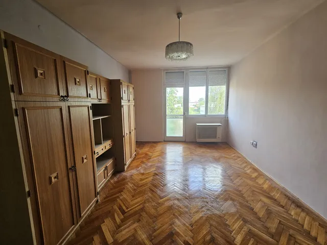Eladó lakás Pápa 42 nm