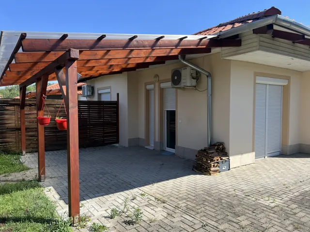 Eladó ház Pápa 171 nm