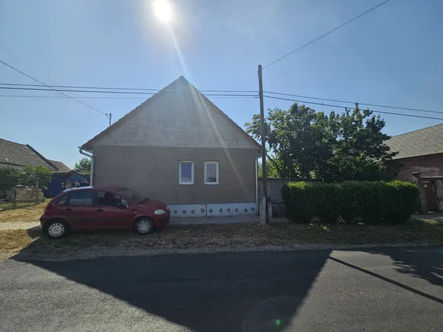 Eladó ház Malomsok 88 nm