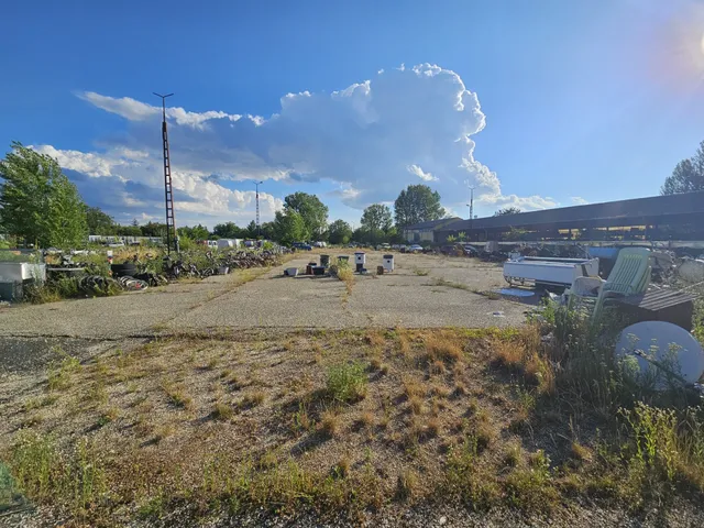 Eladó kereskedelmi és ipari ingatlan Pápa 17500 nm