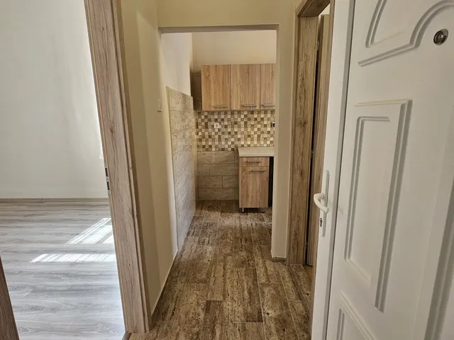 Kiadó lakás Pápa 24 nm
