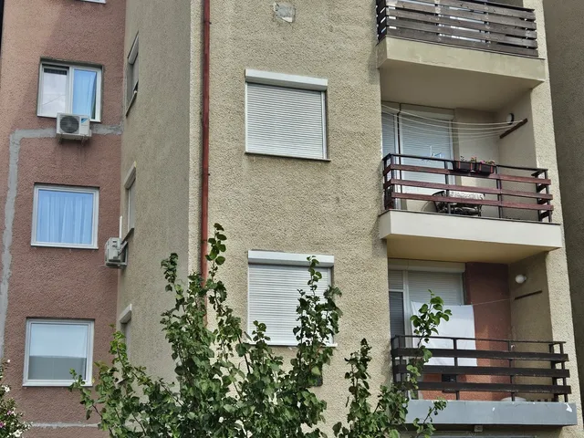 Eladó lakás Pápa 73 nm