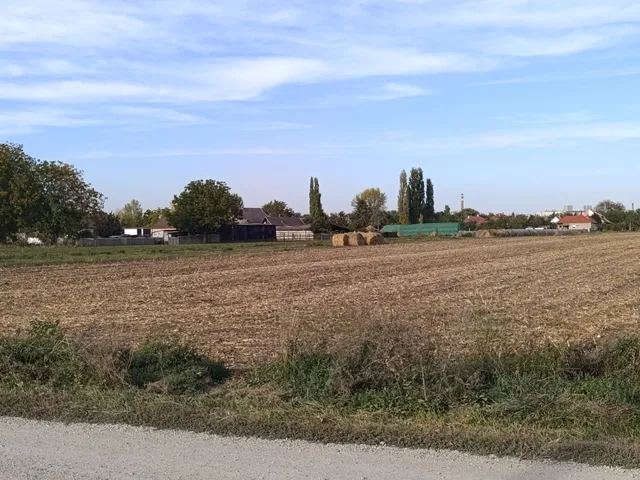 Eladó telek Pápa 5500 nm