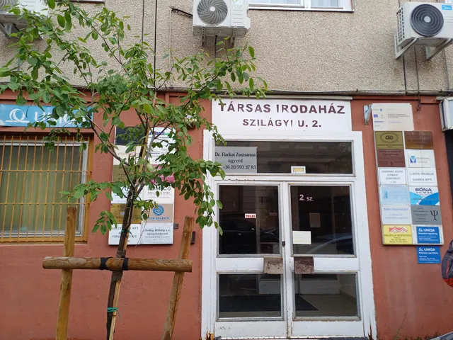 Eladó kereskedelmi és ipari ingatlan Szeged 65 nm