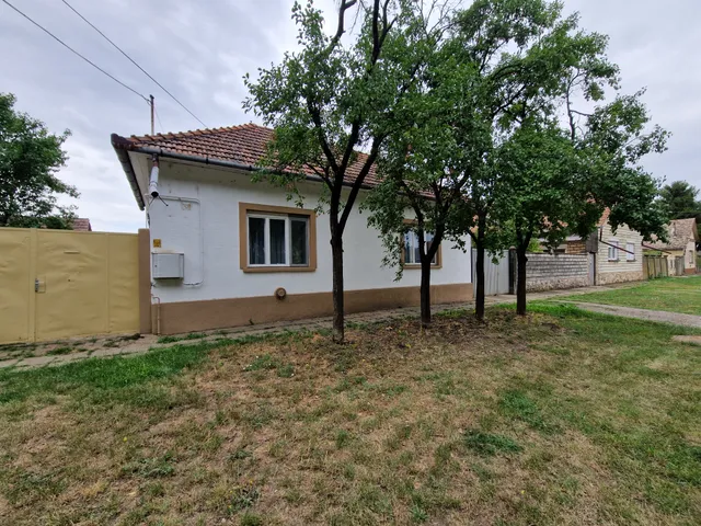 Eladó ház Apátfalva 100 nm