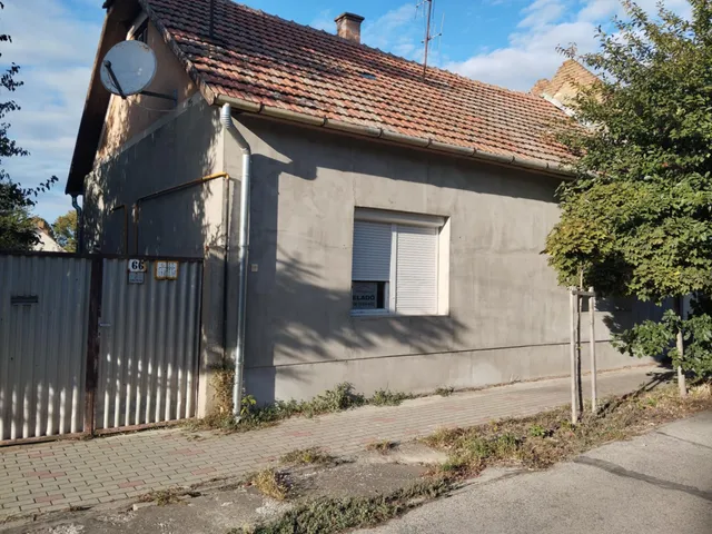 Eladó ház Makó, Újváros 120 nm