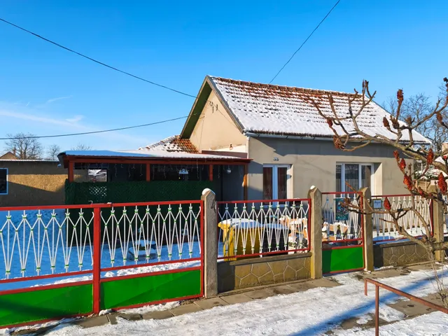 Eladó ház Csanádpalota 60 nm