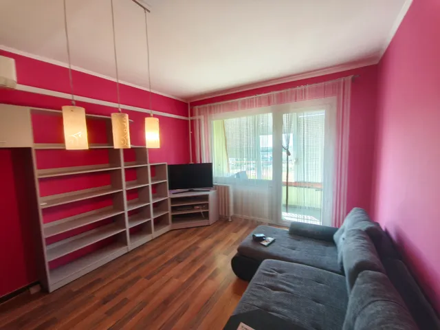 Eladó lakás Szeged 50 nm